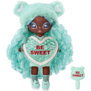 Na! Na! Na! Surprise Sweetest Hearts Cynthia Seweets