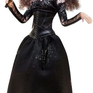 Mattel Harry Potter – Bellatrix Lestrange Bambola da Collezione da 25 cm Circa con Capelli Ricci, Abito Nero, Collana e Bacchetta, Giocattolo per Bambini 6+ Anni, HFJ70