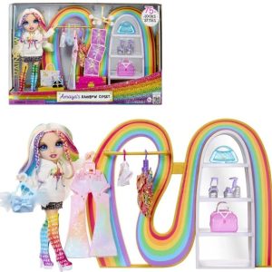 Rainbow High Amaya’s Rainbow Closet Playset con esclusiva bambola arcobaleno, abiti, scarpe, borse, grucce, appendiabiti, scaffali Età 4+